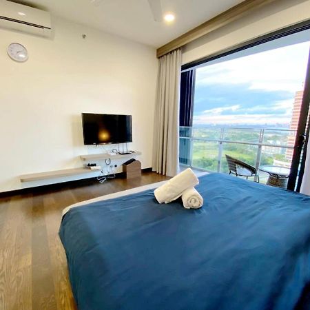 נוסג'יה Almas Suites Puteri Harbour מראה חיצוני תמונה
