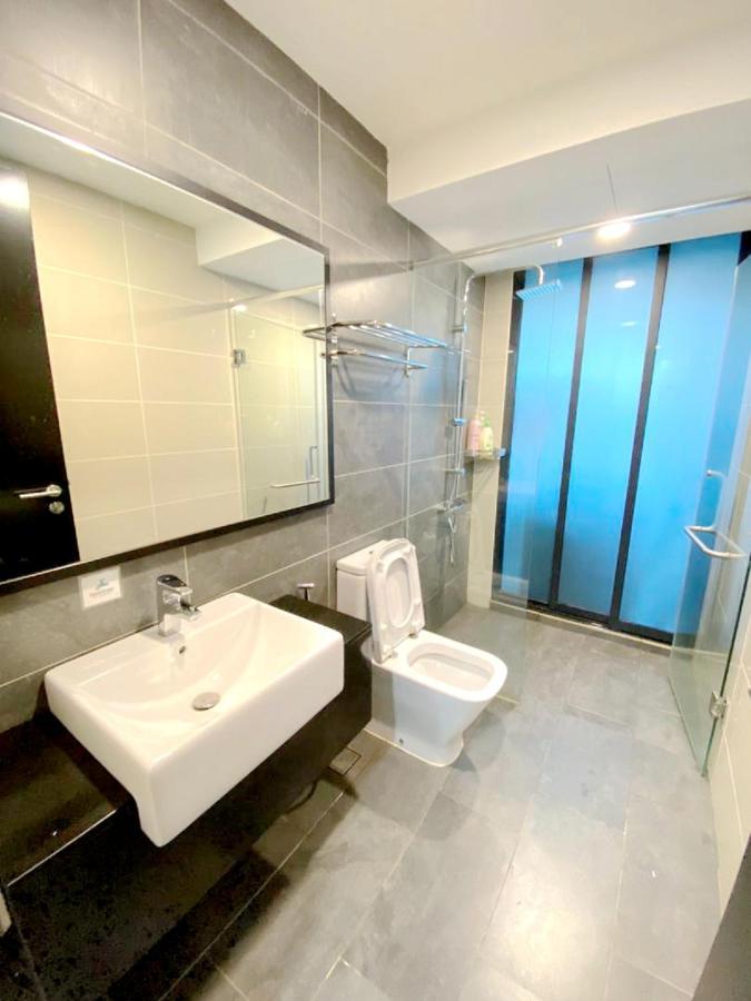 נוסג'יה Almas Suites Puteri Harbour מראה חיצוני תמונה