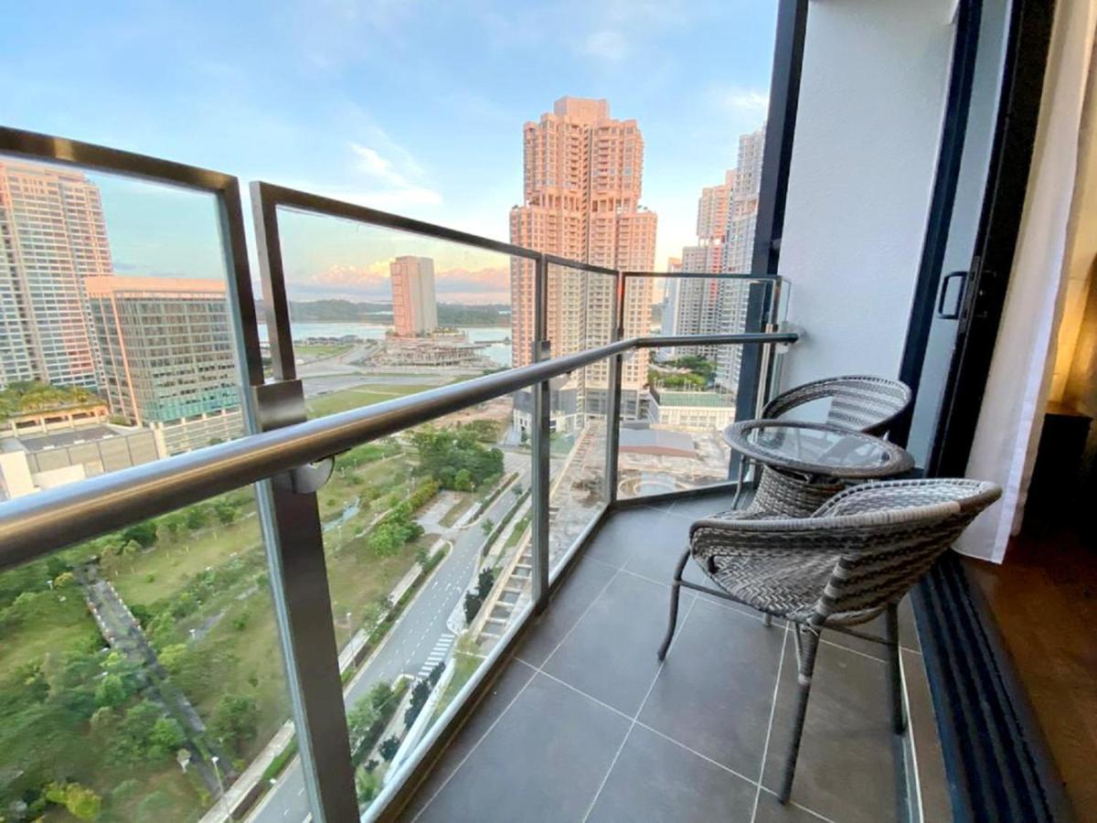 נוסג'יה Almas Suites Puteri Harbour מראה חיצוני תמונה